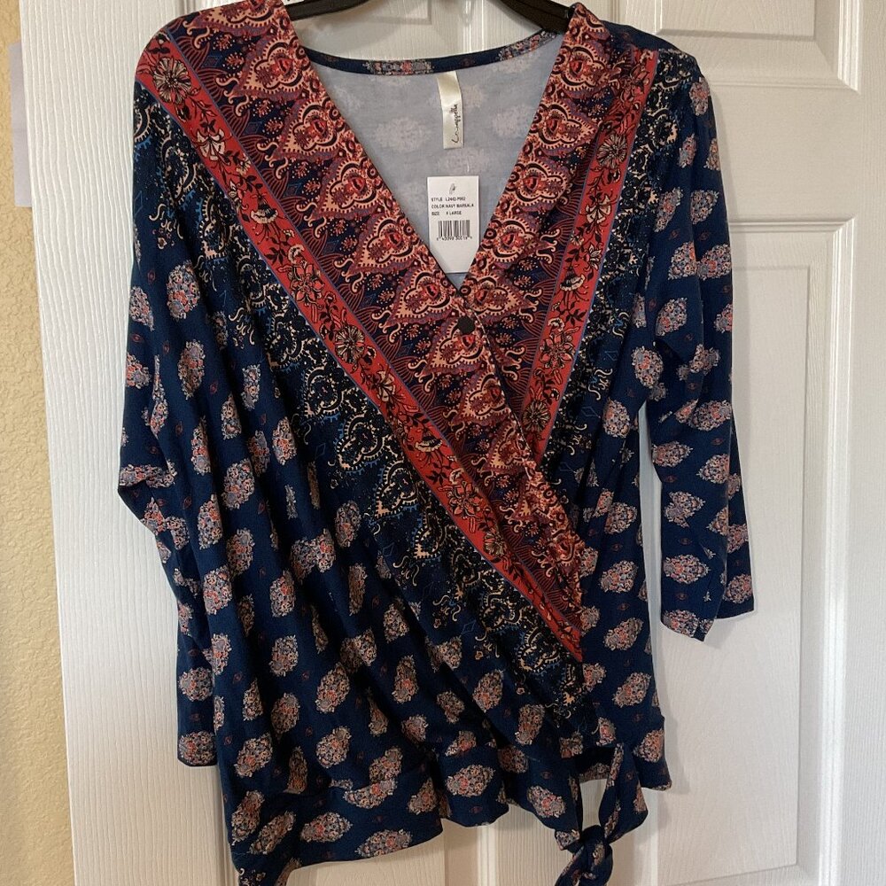 NWT Loveappella top XL